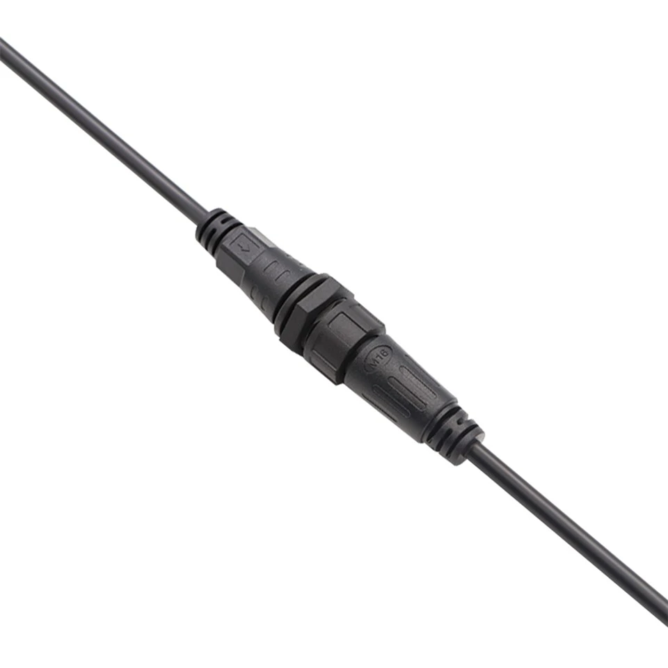 Connettore impermeabile filettato M16 5 IP67